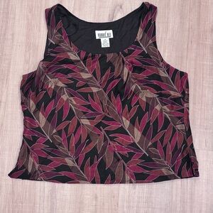 Robbie Bee Black and Burgundy Leaf Print Silk Boho Vintage Top